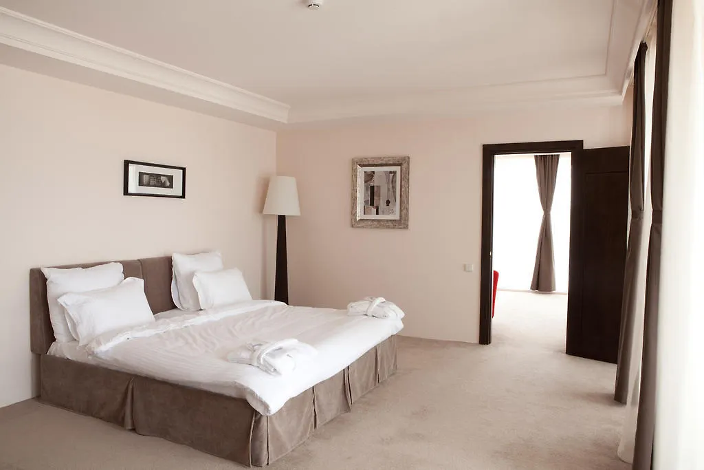 Sea Breeze Resort & Residences Nardaran