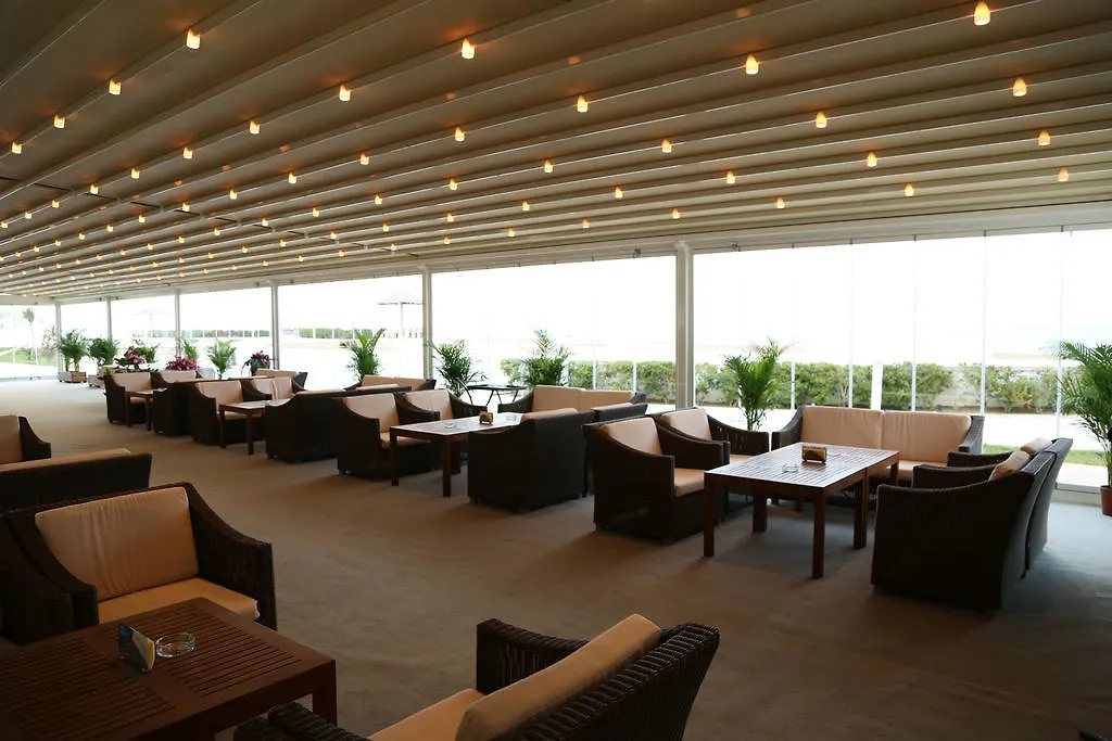 Sea Breeze Resort & Residences Nardaran ホテル